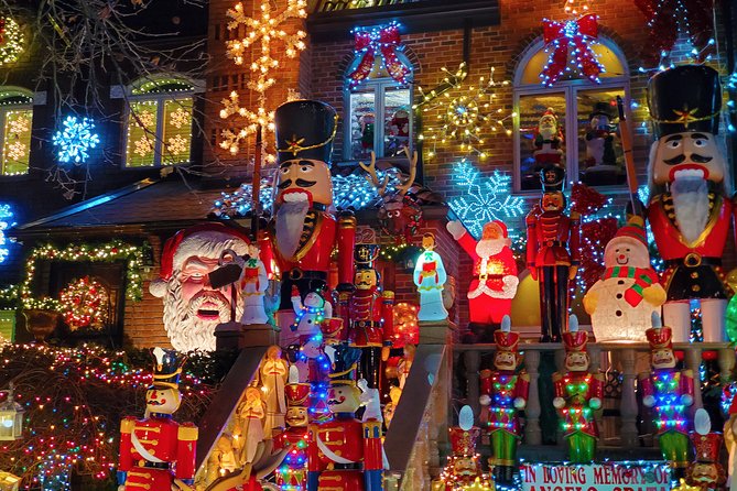 Dyker Heights Christmas Lights Guided Tour - Why Dyker Heights is worth seeing at Christmas