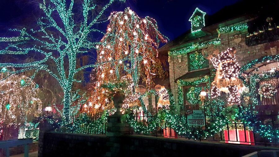 Dyker Heights Holiday Lights - Price and value at $47 per person