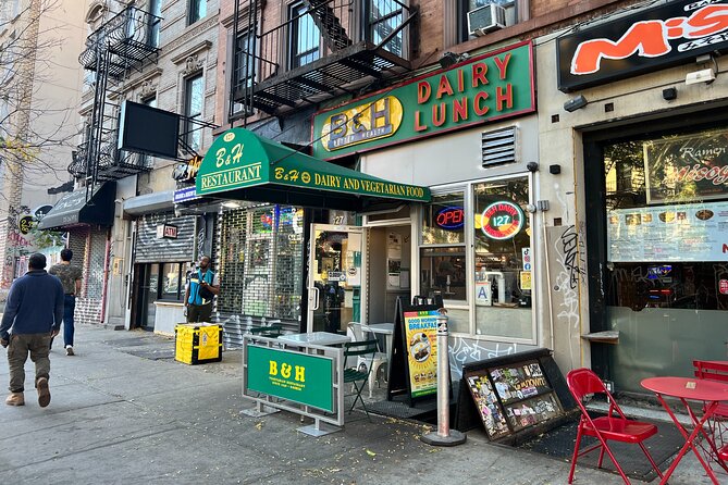 East Village Noho Food Tour - Ray’s Pizza and bagels, with time for a slice and a restroom