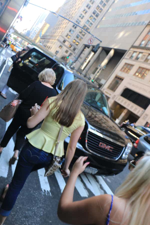 Everything New York City Private SUV Tour - Pickup, languages, and practical details