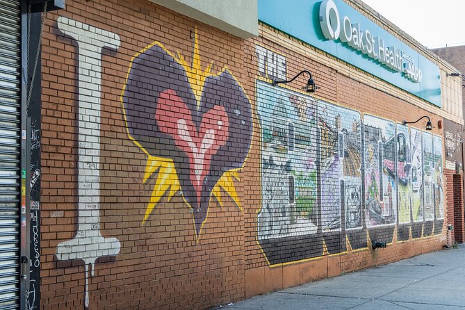 Explore NYC- Tour of Manhattan, The Bronx, Queens & Brooklyn - A broad New York introduction for $65