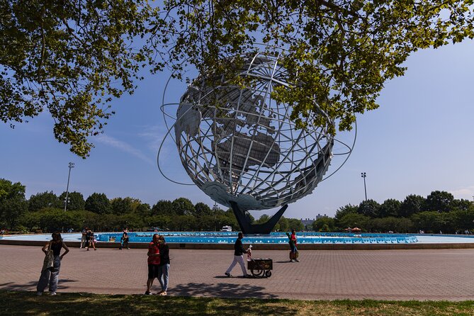 Explore NYC- Tour of Manhattan, The Bronx, Queens & Brooklyn - Choosing between the Brooklyn Bridge and Little Italy
