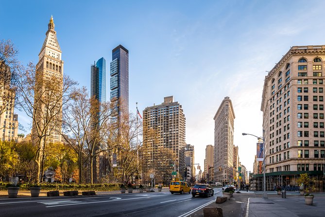 Explore the Ruins of a Forgotten City in the Middle of Manhattan - Why this walk is different