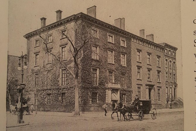 Explore the Ruins of a Forgotten City in the Middle of Manhattan - Broadway’s carriage trade between Madison and Union Square