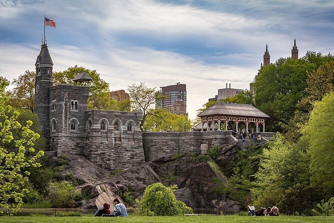First Class Central Park Tour – Iconic Views & VIP Photo Moments - The longer route: Alice, Cleopatra, The Met, and Belvedere Castle