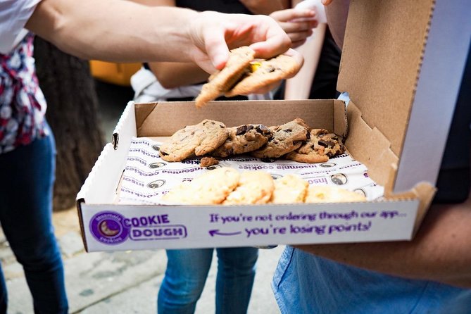 Food Tour in East Village in French - Stops five and six: finishing with two sweets
