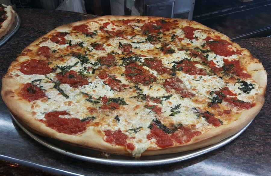 Food Tour of Greenwich Village - Why the eight-person limit changes the experience