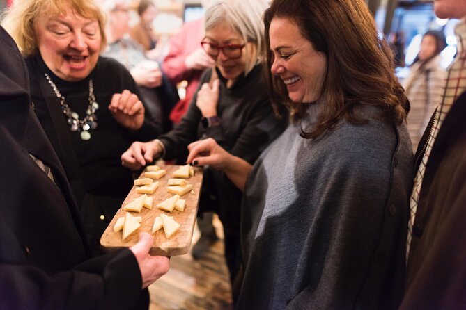 Foods of NY Tours Chelsea Market Food Tour & High Line Park - Three blocks on the High Line