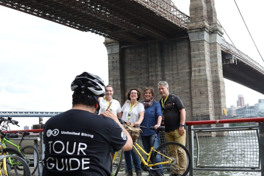 From Manhattan: 2-Hour Brooklyn Bridge Sightseeing Bike Tour - Brooklyn Heights and the return over the bridge