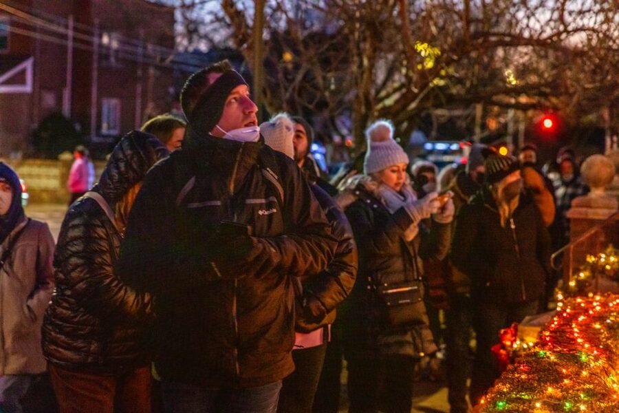 From Manhattan: 4-Hour Dyker Heights Holiday Lights Bus Tour - Finishing near Bryant Park