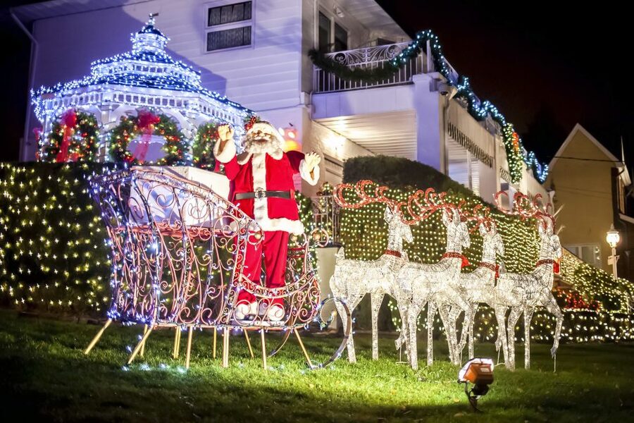 From Manhattan: Dyker Heights Lights & Skyline Tour - Is $55 a fair price?