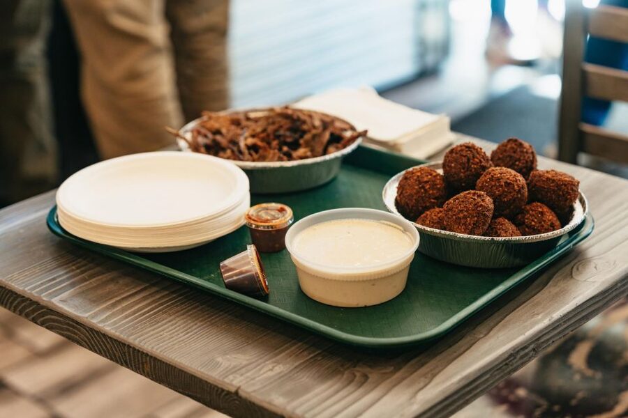 From Manhattan: Half-Day Brooklyn Food and Culture Bus Tour - Who should book this Brooklyn experience?