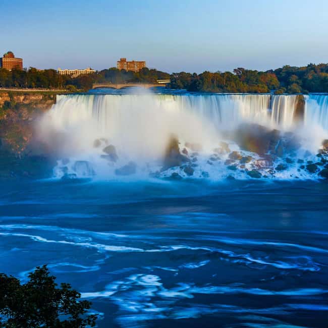 From New York City: Niagara Falls Guided Tour - Breakfast and the first look at Niagara Falls