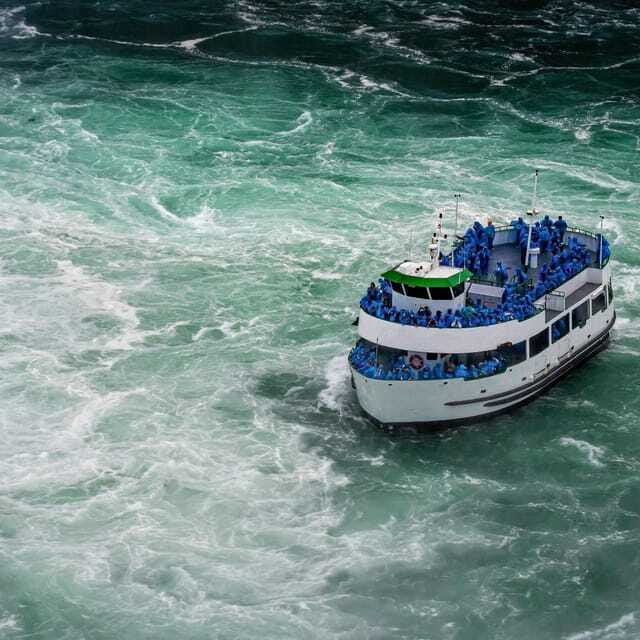 From New York City: Niagara Falls Guided Tour - Lunch and the long ride back