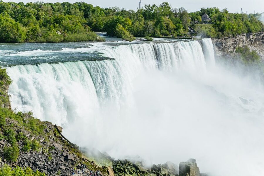 From New York City: Niagara Falls One Day Tour - Evening illumination and fireworks