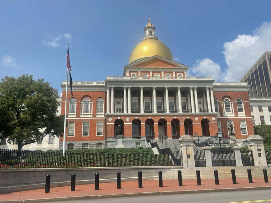 From NY: Boston Day Tour Cambridge, Harvard, MIT & Freedom Trail in 1 Day - Beacon Hill and the Massachusetts State House