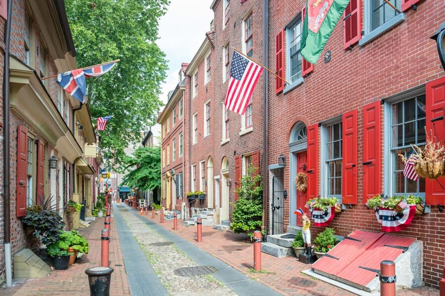 From NYC: Day Trip to Philadelphia and Amish Country - The authentic Amish buggy ride
