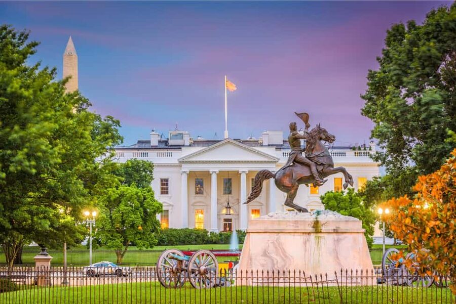 From NYC: Washington Highlights Guided One Day Tour - Capitol views and your free Mall time