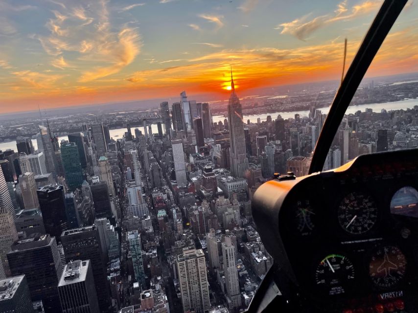 From Westchester: New York City Scenic Helicopter Tour - Key points at a glance
