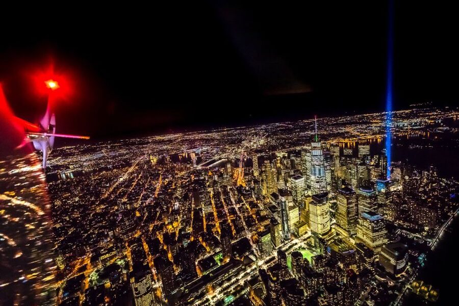 From Westchester: NYC Private Helicopter Tour for Couples - Daylight, sunset, or evening over Manhattan