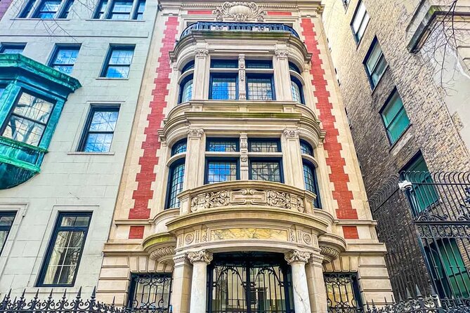 Gossip Girl Private Guided Pedicab Tour - Madison Avenue and the world of shopping