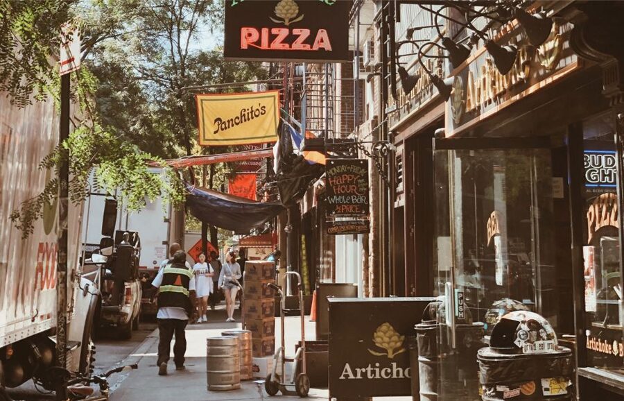 Greenwich Village Food Crawl - A New York pizza stop, with a practical caveat
