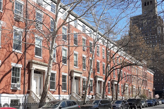 Greenwich Village Historic Walking Tour - Washington Square Park and the Village’s first chapters