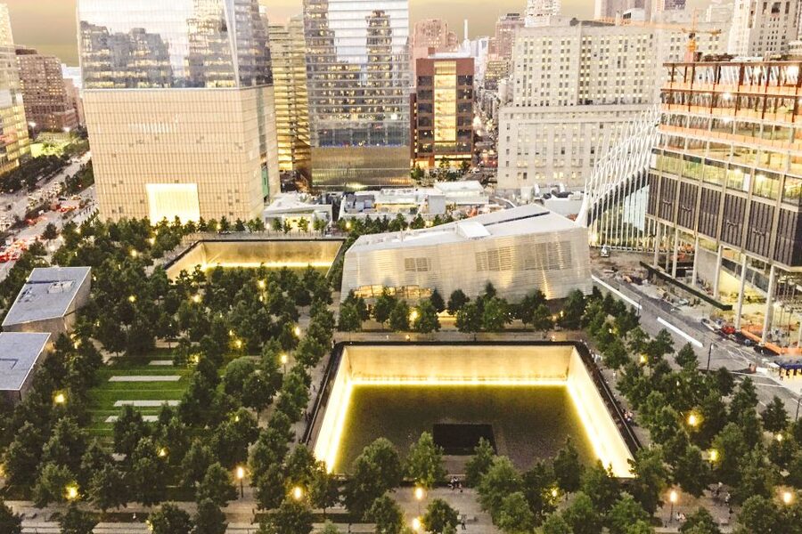 Ground Zero 9/11 Memorial Tour & Optional 9/11 Museum Ticket - The two Memorial pools and their design