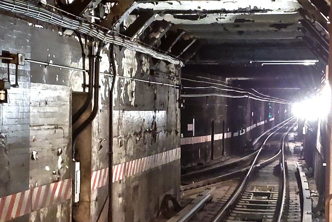 Guided Private Underground New York Subway Tour - Astor Place and Its Ceramic Beavers
