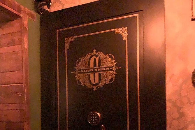 Guided Speakeasy Walking Tour of New York City - Prohibition explained over the first cocktail