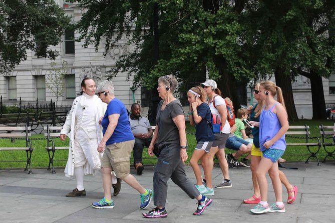 Hamilton Live! Walking Tour in lower Manhattan - Stone Street, Fraunces Tavern, and the city after work