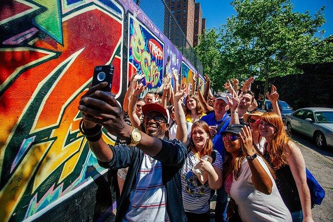 Harlem Hip-Hop Walking Tour - Live performance is part of the lesson