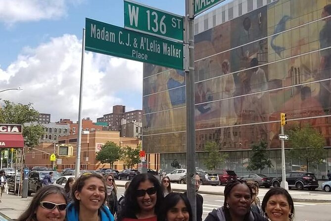 Harlem Renaissance Multimedia Walking Tour - The guide makes the difference