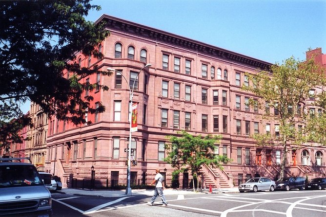 Harlem Walking Tour: Mount Morris Park Historic District w/ Lunch - Marcus Garvey Memorial Park and the meaning of public space