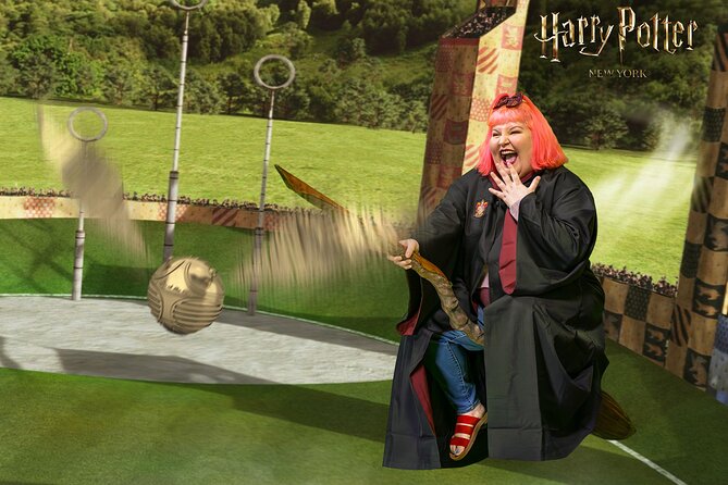 Harry Potter Shop New York- Fly a Broomstick Experience - Taking flight over Hogwarts