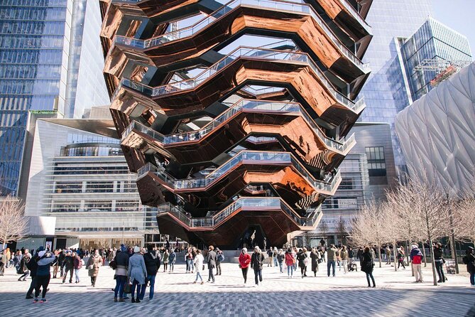 High Line & Hudson Yards Small Group Walking Tour - Why a guide helps on the High Line