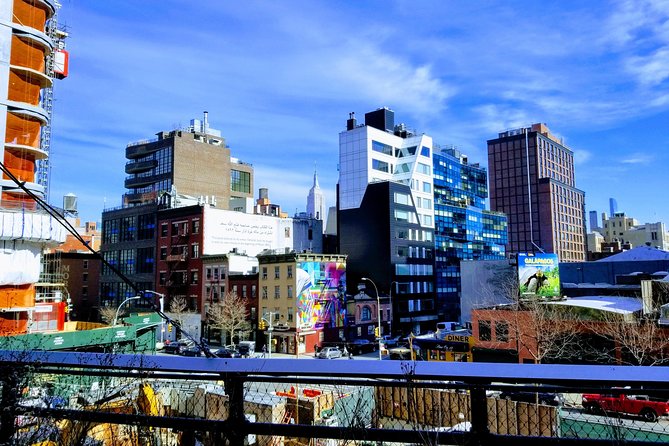 High Line & Hudson Yards Small Group Walking Tour - The guides make the difference