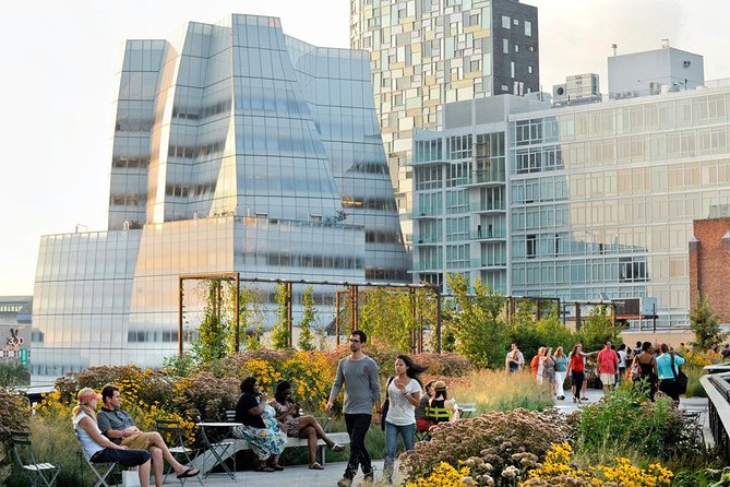 Highline and Chelsea Markets Tour - Walking the High Line from Vessel to Chelsea Market