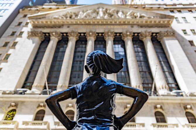 How Money Was Made: Wall Street Walking Tour - From early commerce to European influence