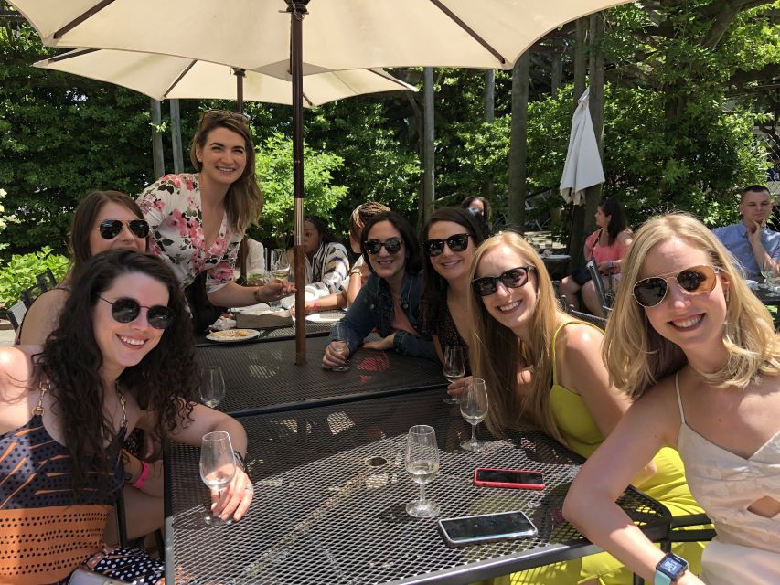 Hudson Valley Wine Tour: NY's only sommelier-guided tour! - Leaving Midtown for Hudson Valley wine country