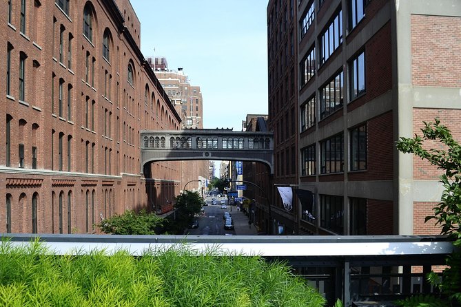 Hudson Yards the High Line and the New Vessel - Arriving in Hudson Yards