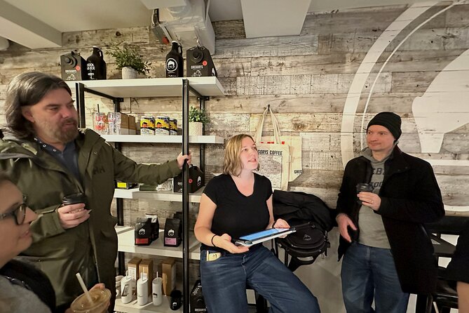 Iconic NYC Breakfast Food & Landmark Tour: Coffee, Bagel, Donut + - Doughnut Plant brings a sweet finish