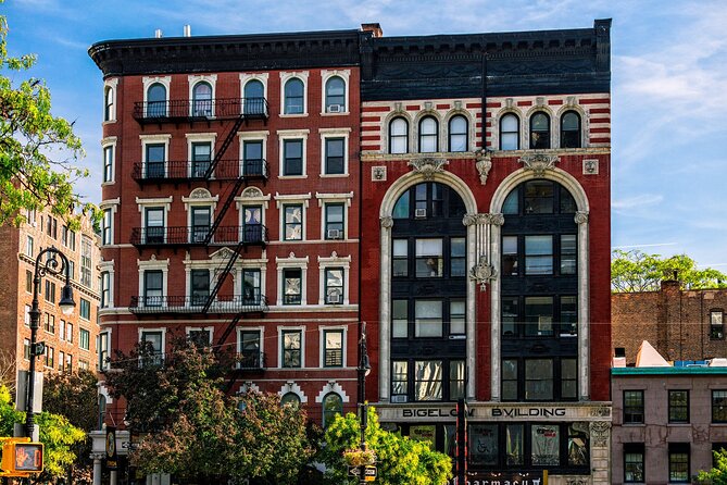 Immersive Murder Mystery in Manhattan - Scavenger Hunt Experience - A murder mystery that turns Manhattan into the game board