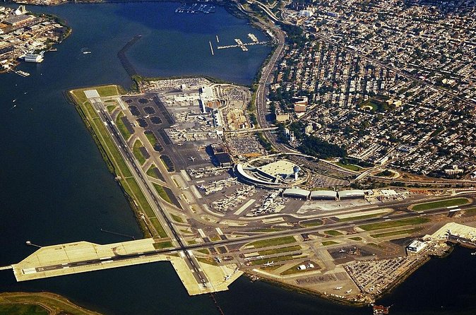 JFK or LGA package only (Round trip transfer plus VIP Contrasts) - What the five-hour format feels like