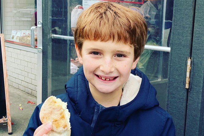 Lower East Side Eats Food Tour - Economy Candy and the fun of old New York sweets