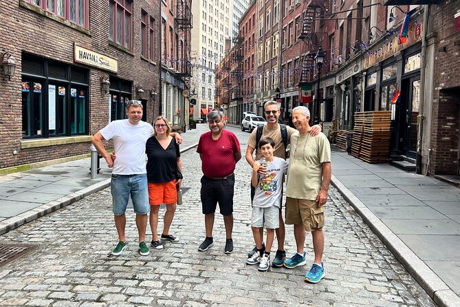 Lower Manhattan: From Financial Power to Enduring Hope - Key points at a glance