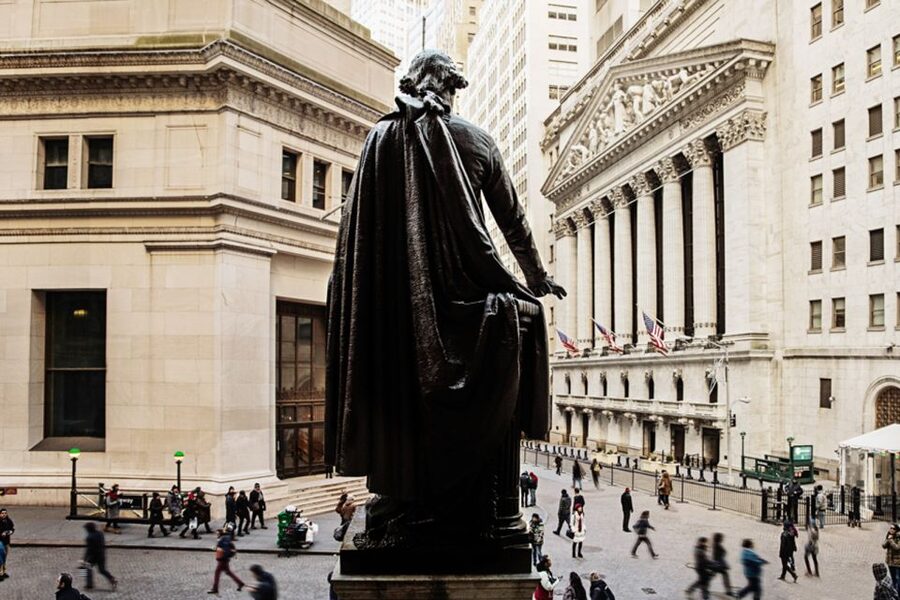 Lower Manhattan Tour: Wall Street & 9/11 Memorial - The New York Stock Exchange and the machinery of money