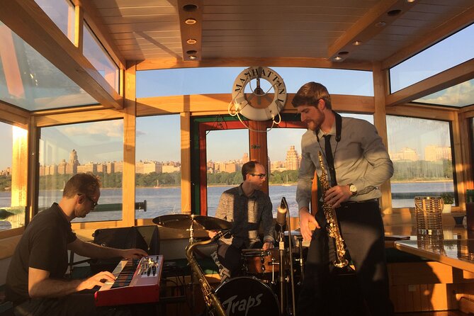 Manhattan Evening Jazz Cruise - Why this short jazz cruise works so well at night