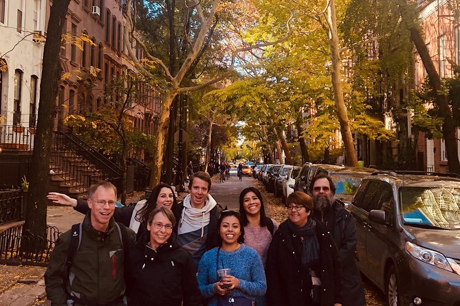 Manhattan Neighborhood Private Customized Walking Tour - Midtown for the biggest names
