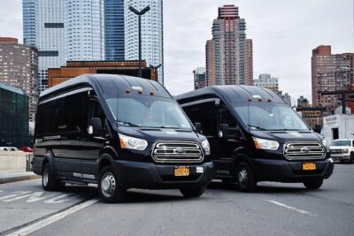 Manhattan to LGA: One Way Shared Departure Transfer